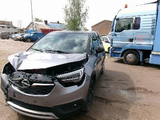 damaged commercial vehicles Opel Crossland 1.2 Edition 2020/10