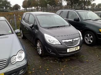 Auto incidentate Opel Meriva B 1.4 16v 2013/1