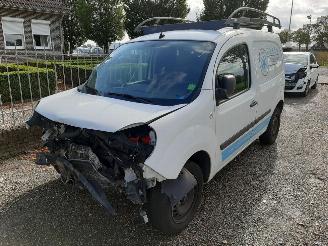 Coche accidentado Renault Kangoo 1.5 DCI 55KW 2012/4