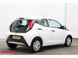 Toyota Aygo 1.0 VVT-i x-fun Airco Cruise picture 3