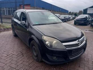 damaged commercial vehicles Opel Astra Astra H SW (L35), Combi, 2004 / 2014 1.7 CDTi 16V 2008/6