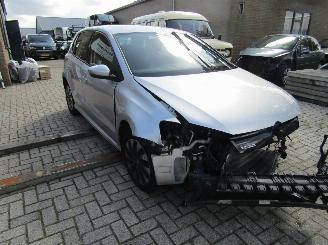 damaged commercial vehicles Volkswagen Polo 6R 2014/5
