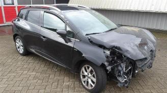 damaged commercial vehicles Renault Clio Clio IV Estate/Grandtour (7R), Combi 5-drs, 2012 0.9 Energy TCE 90 12V 2020/2