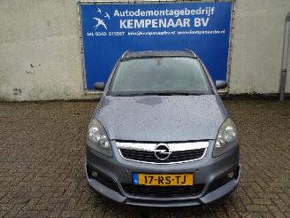 skadebil auto Opel Zafira Zafira (M75) MPV 1.9 CDTI (Z19DT(Euro 4)) [88kW]  (07-2005/...) 2005/6