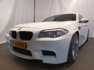 uszkodzony samochody osobowe BMW Meriva M5 (F10) Sedan M5 4.4 V8 32V TwinPower Turbo (S63-B44B) [412kW]  (09-2=
011/10-2016) 2012/10