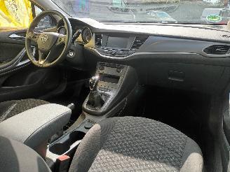 Opel Astra Astra K Sports Tourer Combi 1.0 Turbo 12V (B10XFL(Euro 6)) [77kW]  (07=
-2014/12-2022) picture 11