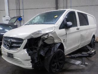 Vaurioauto  passenger cars Mercedes Vito Vito (447.6) Van 1.6 111 CDI 16V (OM622.951(R9M-503)) [84kW]  (10-2014=
/...) 2016/1