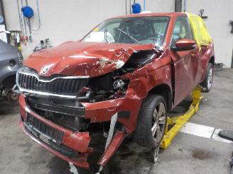 uszkodzony samochody osobowe Skoda Fabia Fabia III (NJ3) Hatchback 5-drs 1.2 TSI 16V (CJZC(Euro 6)) [66kW]  (08=
-2014/06-2021) 2015/3