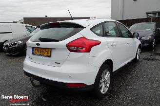 damaged commercial vehicles Ford Focus 1.0 Lease Edition 125pk 2018/4