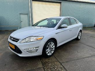 damaged commercial vehicles Ford Mondeo 2.0 EcoBoost Titanium 2011/3