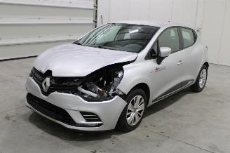 Coche accidentado Renault Clio  2018/10