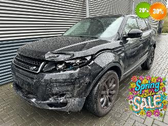 damaged passenger cars Land Rover Range Rover Evoque SDV4 BLACKPACK NAVI/CLIMA/CAMERA/XENON-LED/ HSE 2019/4