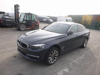 occasion passenger cars BMW 3-serie 318D 2019/9