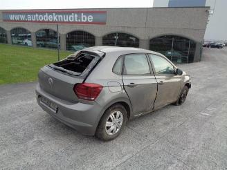 Vaurioauto  commercial vehicles Volkswagen Polo 1.0 I CHYC BV SND 2017/11
