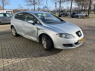 dommages scooters Seat Leon 1.4 TSI 16V Hatchback 4Dr Benzine 1.390cc 92kW (125pk) FWD 2009/4
